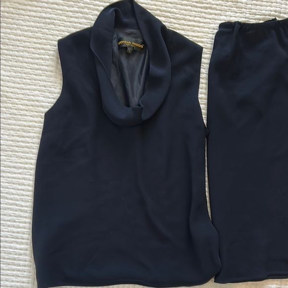 Donna Ricco Midnight Blue Sleeveless Ensemble - Picture 2 of 16